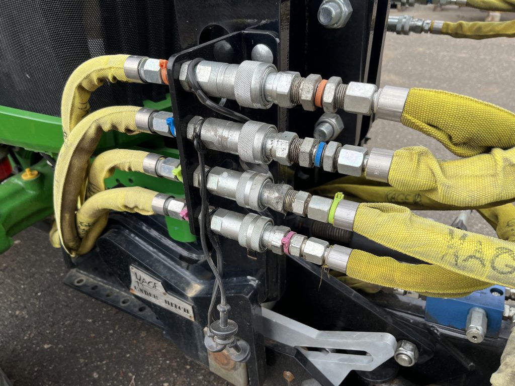 Tractor Hydraulic Couplers